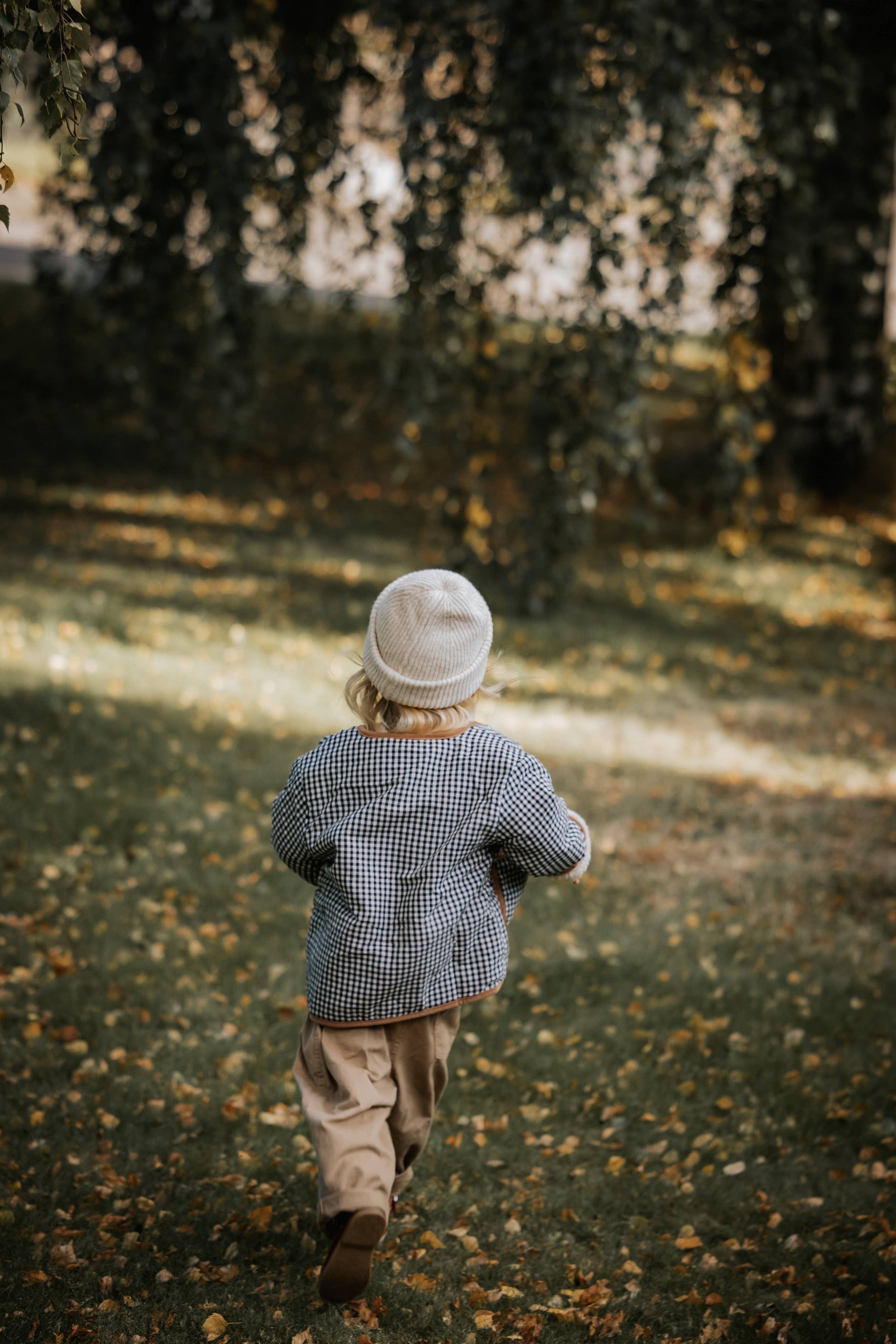 Annie & Charles® fluffy reversible jacket: Coffee / 2-3 YEARS