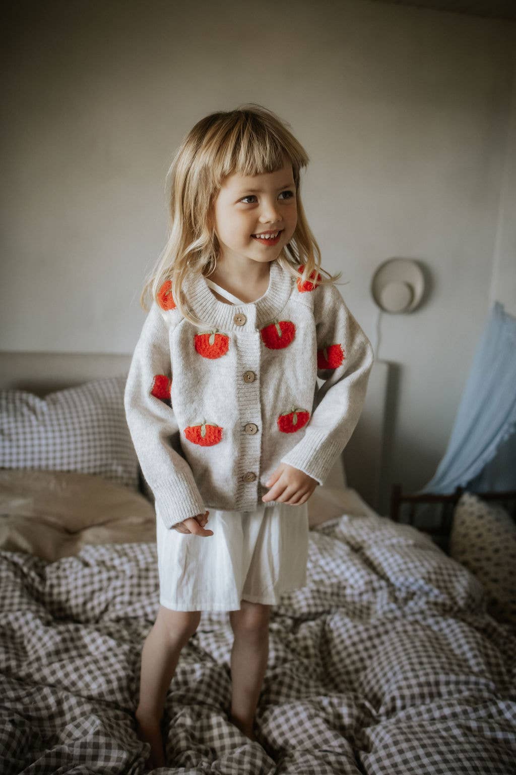 Annie & Charles® Cardigan STRAWBERRY: 2-3 Y