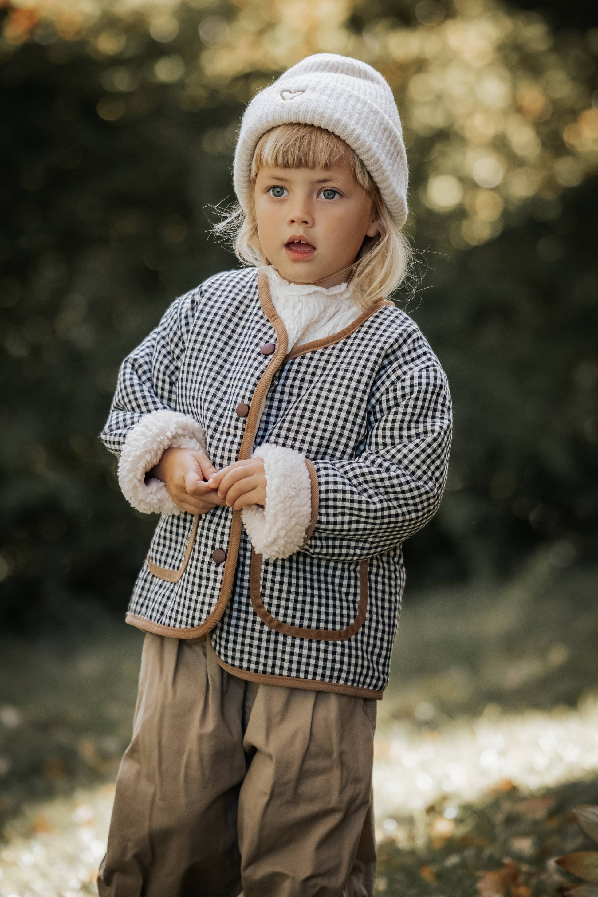 Annie & Charles® fluffy reversible jacket: Coffee / 2-3 YEARS