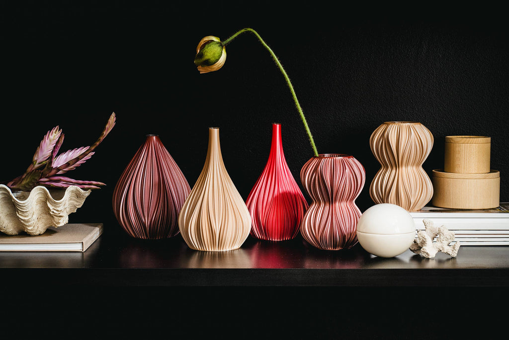 Fald—21 Silk Vase: Silk Silver