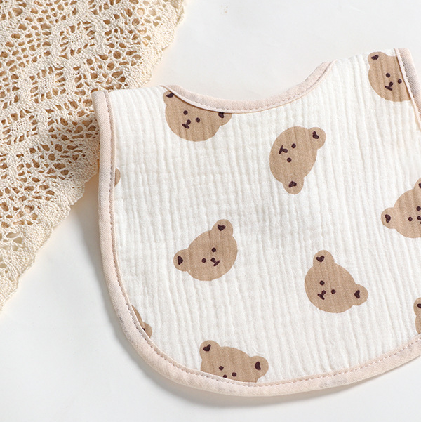 Annie & Charles® muslin bib with motif: 23 x 23 cm / Bear